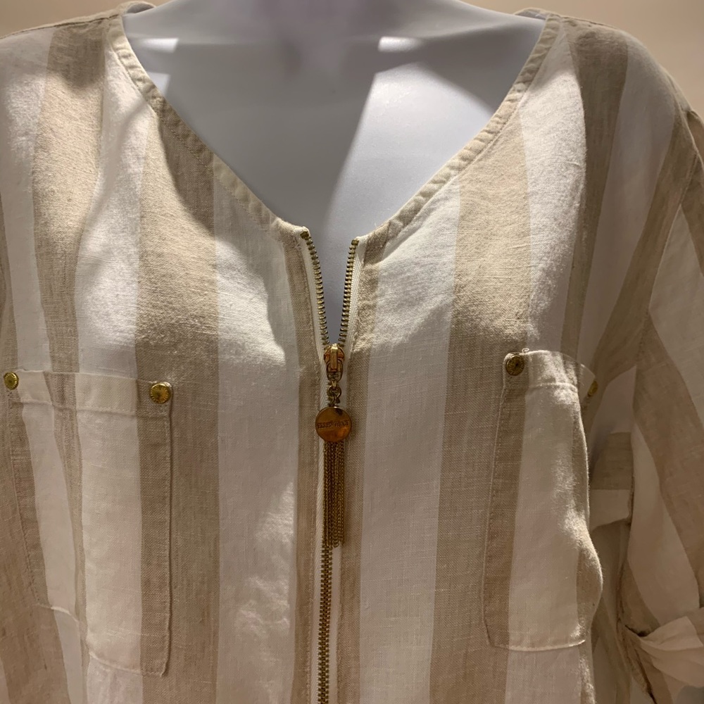 Ellen Tracy Linen Blouse - Picture 2 of 9